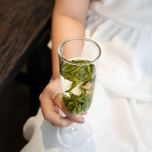 How Much Green Tea Should You Drink Per Day?